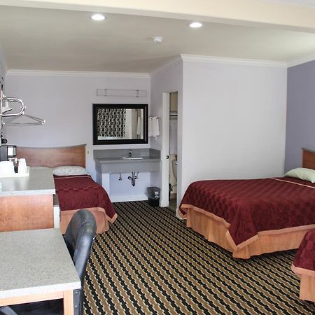 Trails Motel 론파인 외부 사진